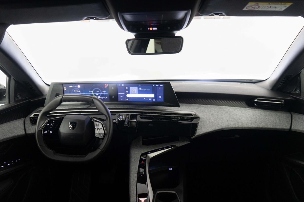 peugeot-5008-2025-gasolina-1199cc