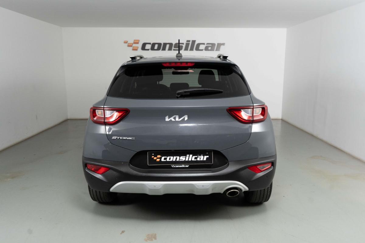 kia-stonic-2022-gasolina-1197cc