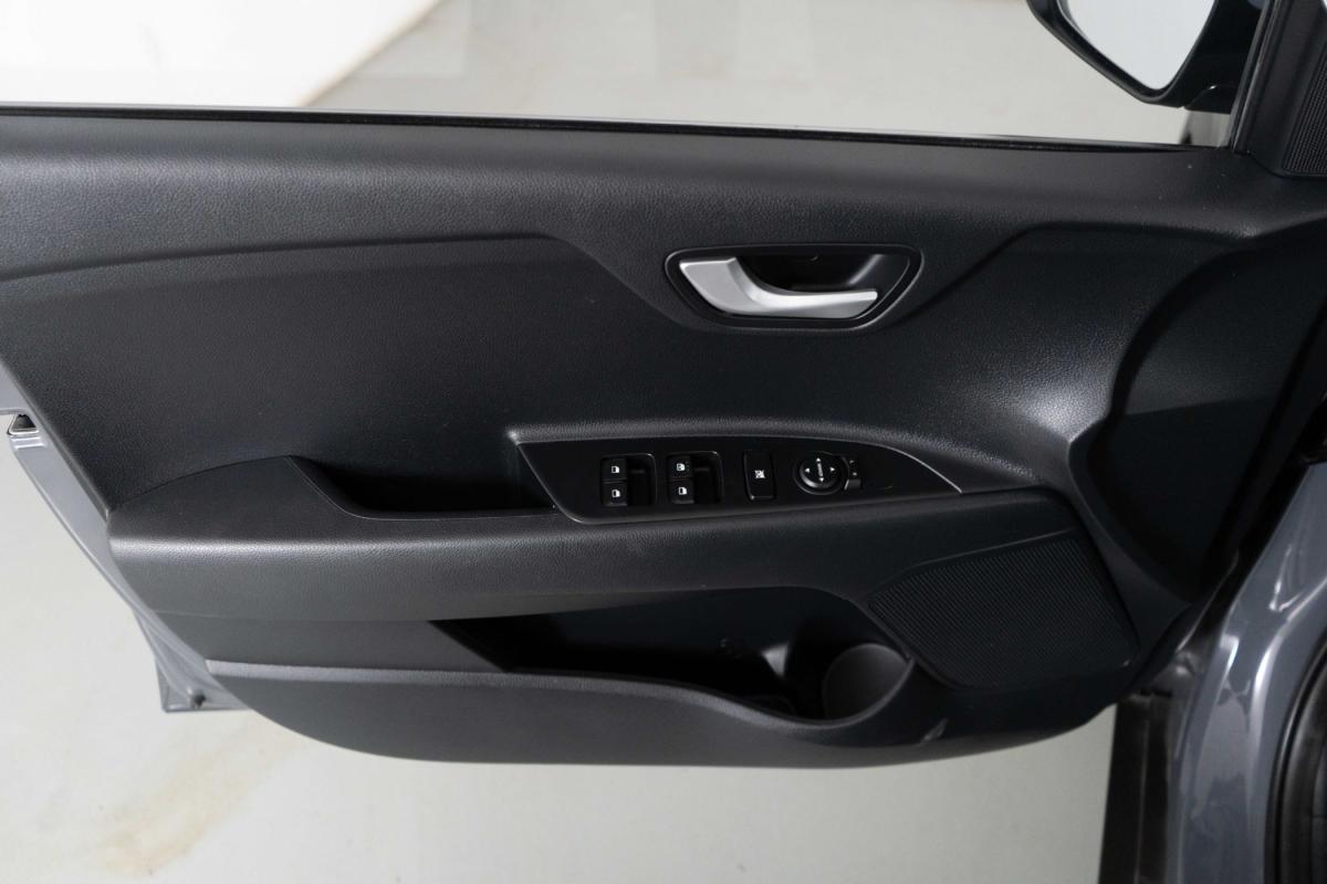 kia-stonic-2022-gasolina-1197cc