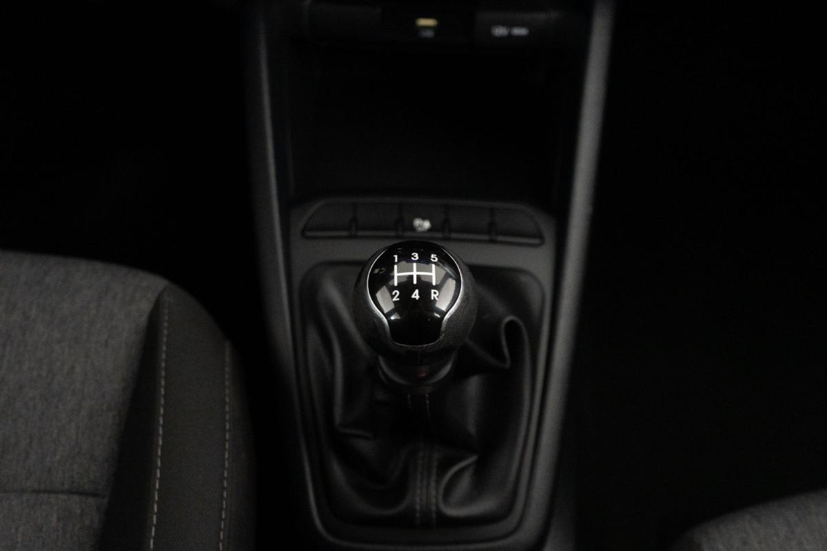 kia-stonic-2022-gasolina-1197cc
