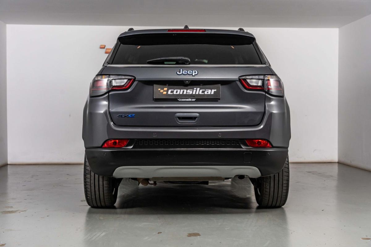 jeep-compass-2023-hibrido-a-gasolina-1332cc