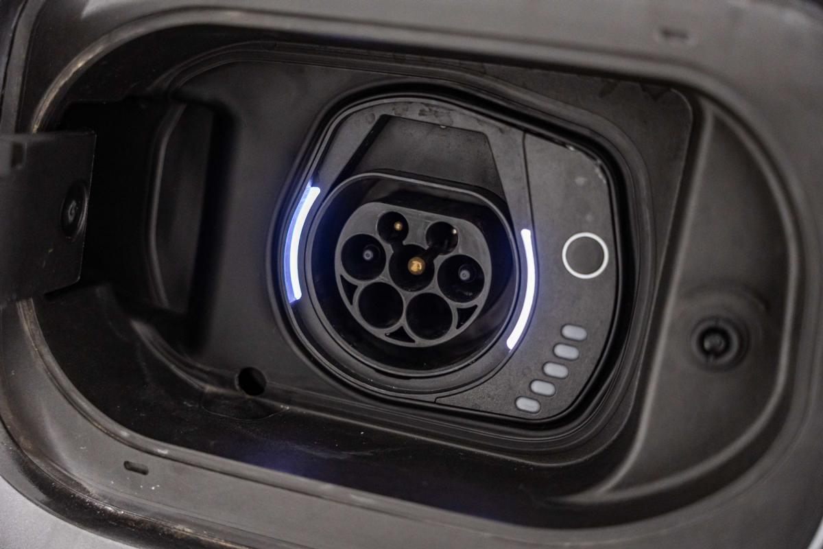 jeep-compass-2023-hibrido-a-gasolina-1332cc