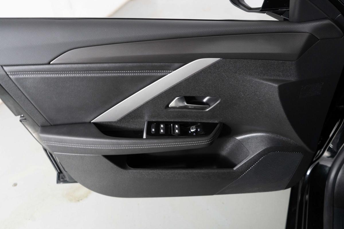 opel-astra-sport-tourer-2025-gasolina-1199cc
