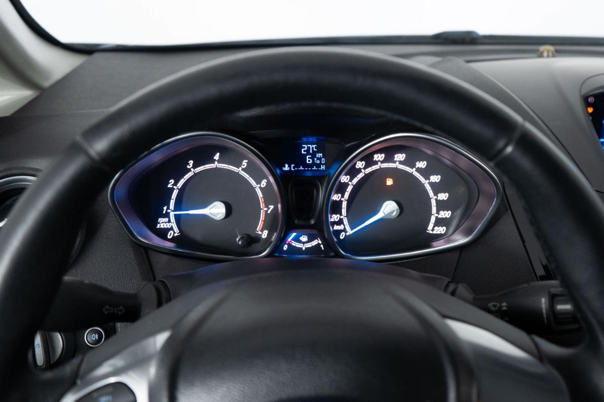 ford-fiesta-2013-gasolina-998cc