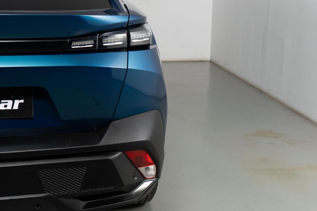 peugeot-408-2025-gasolina-1199cc