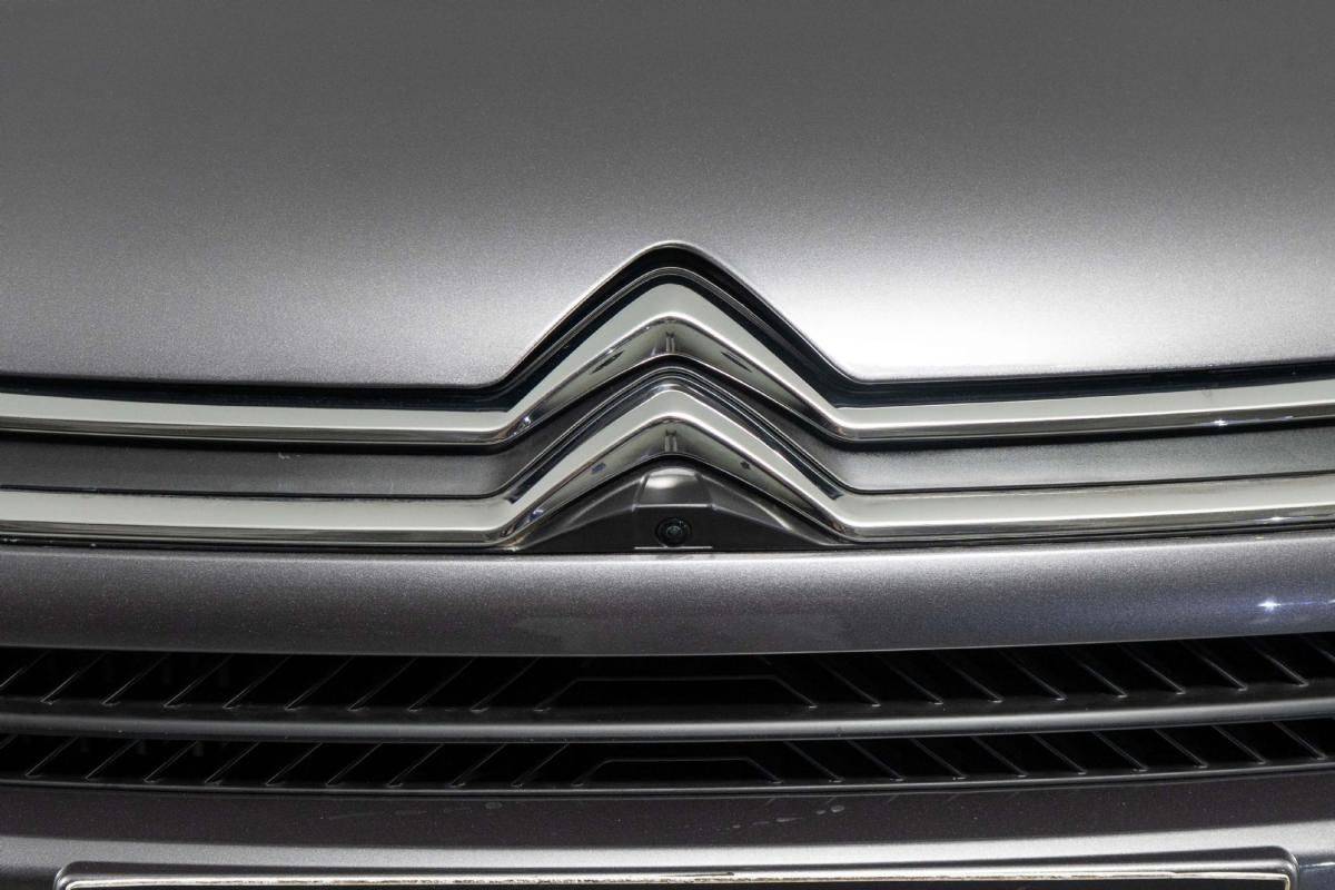 citroen-c4-2024-gasolina-1199cc