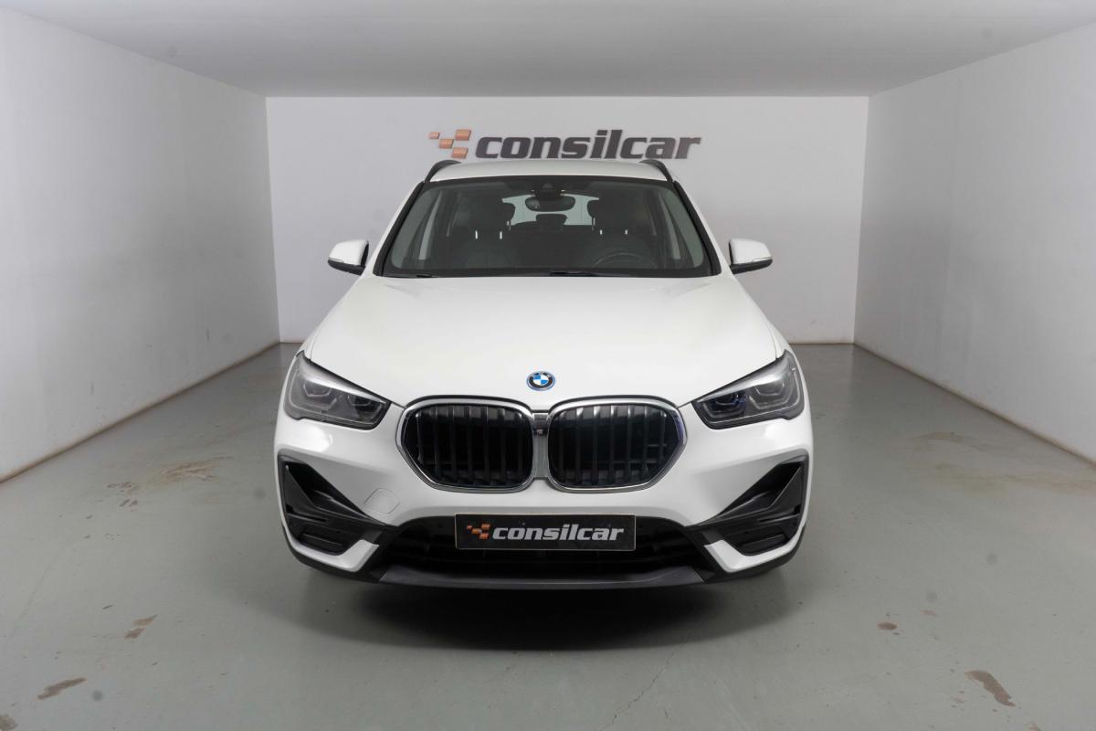 bmw-x1-2022-hibrido-a-gasolina-1499cc