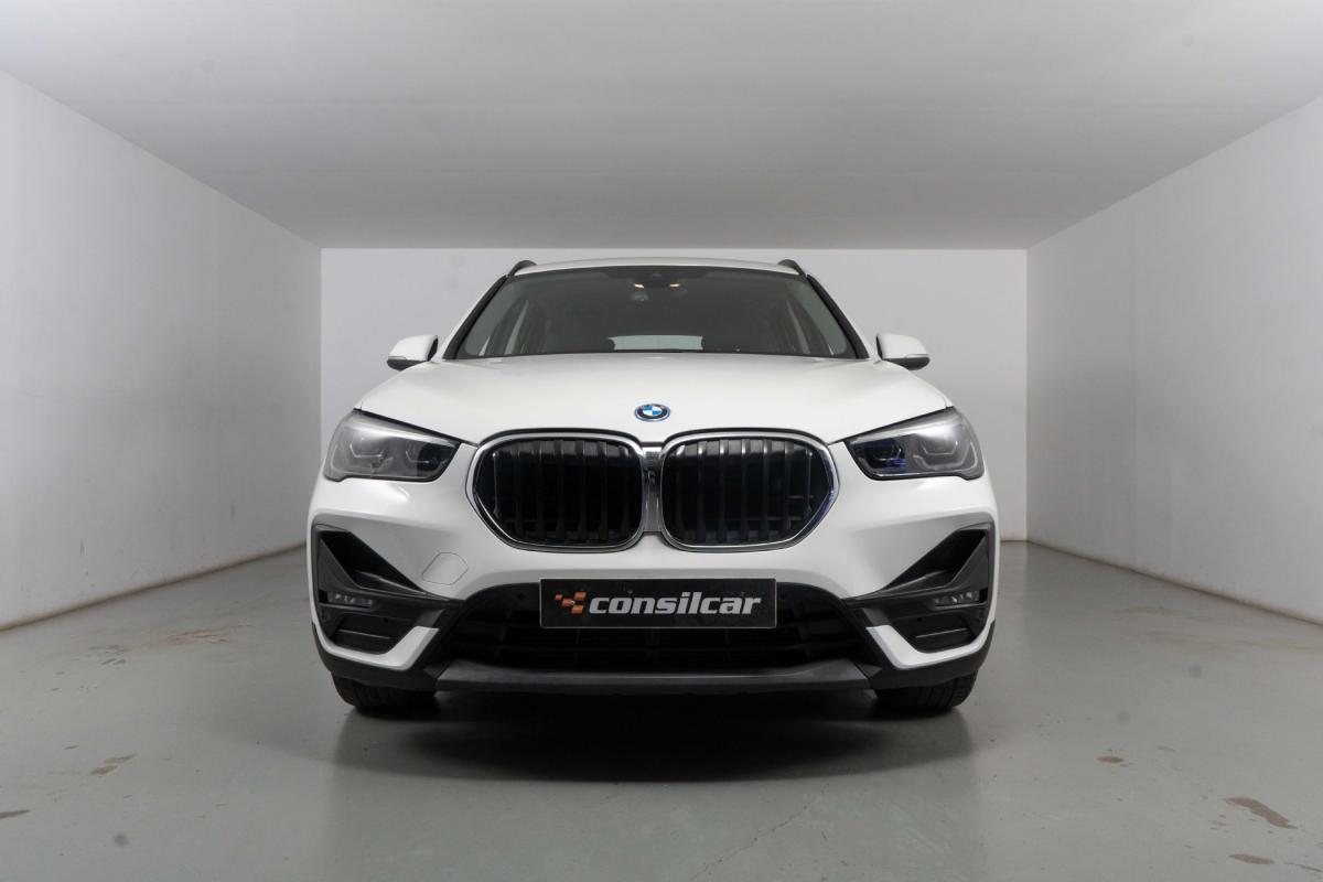 bmw-x1-2022-hibrido-a-gasolina-1499cc