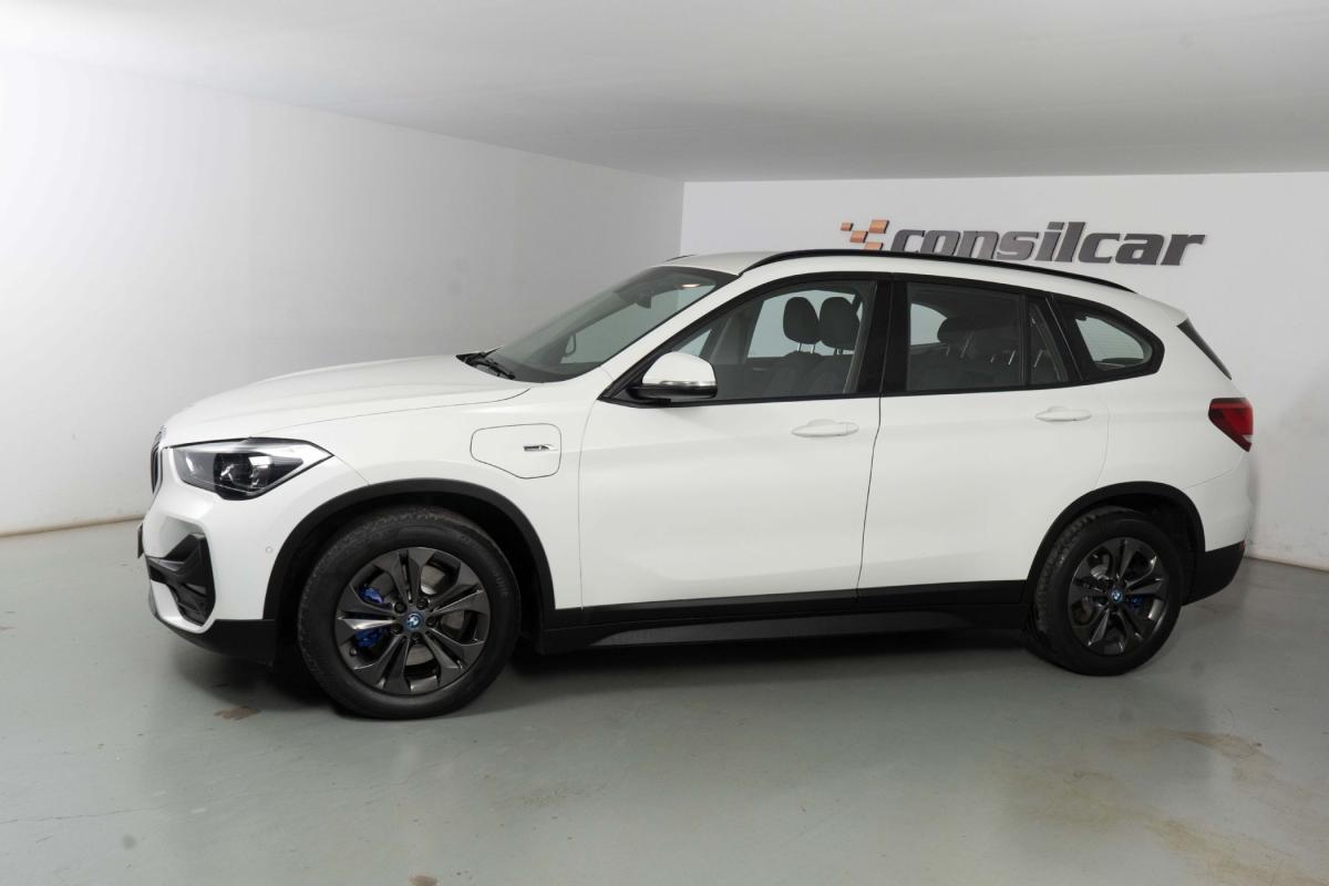 bmw-x1-2022-hibrido-a-gasolina-1499cc