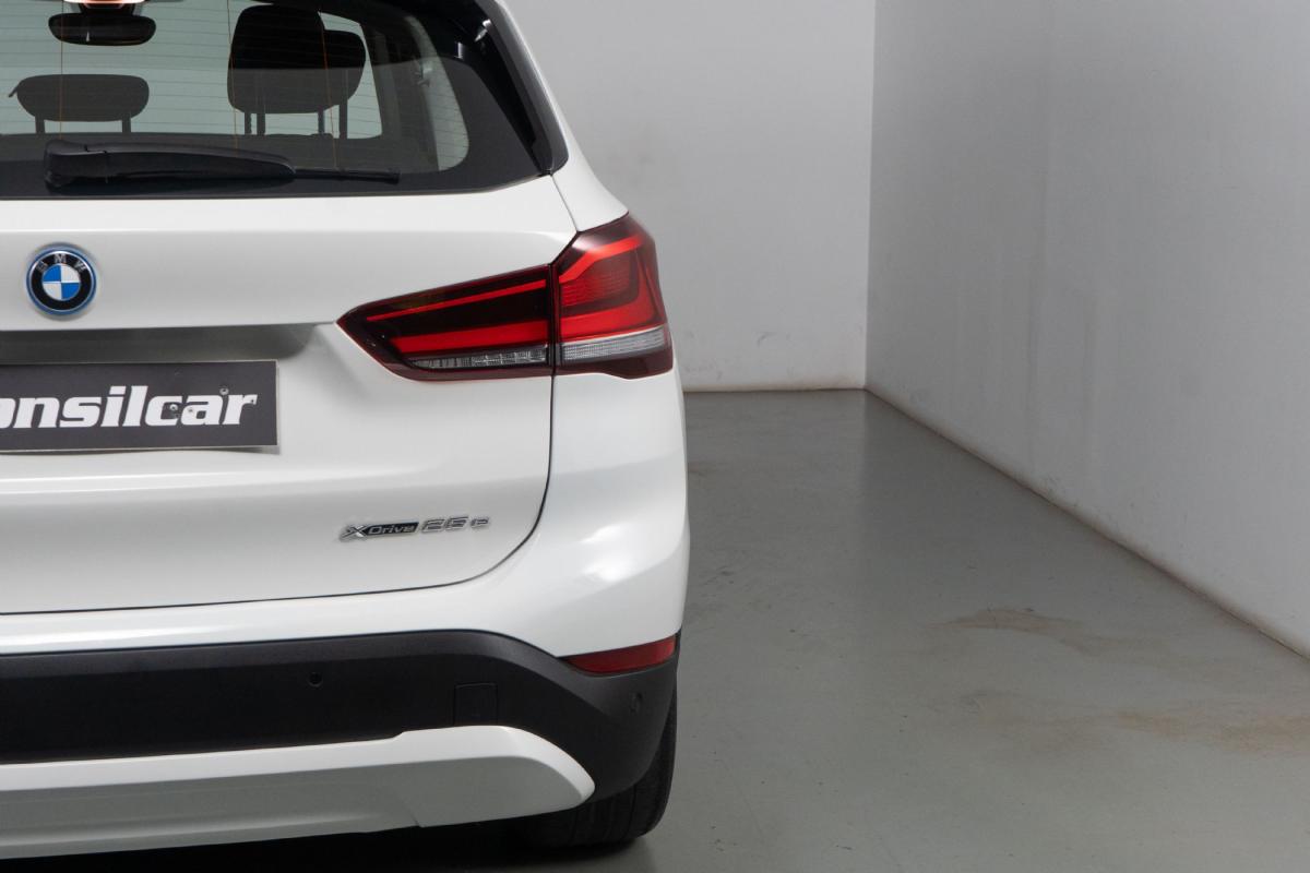 bmw-x1-2022-hibrido-a-gasolina-1499cc