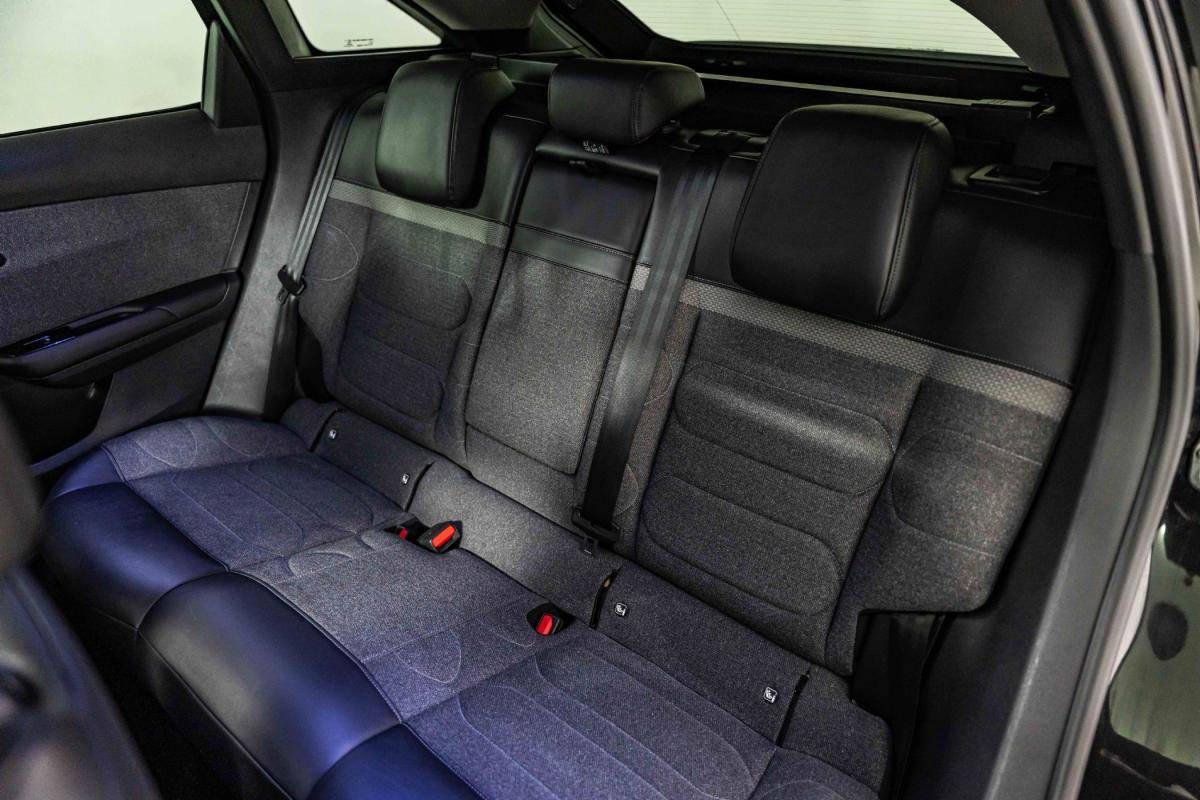 citroen-c5-x-2023-hibrido-a-gasolina-1598cc