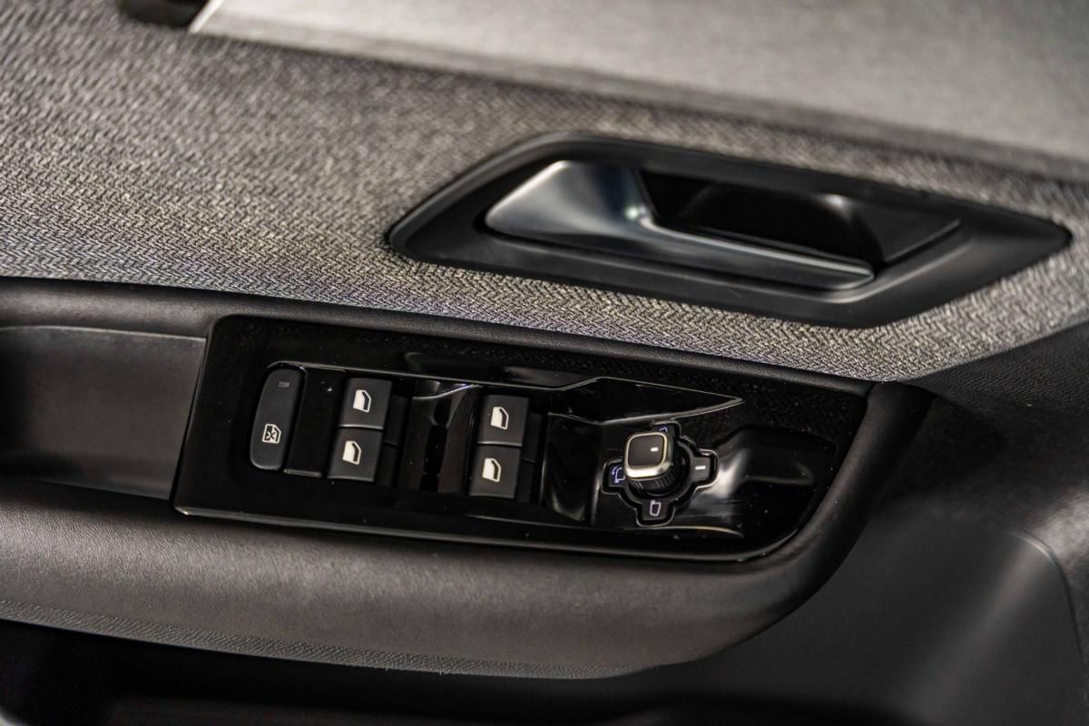citroen-c5-x-2023-hibrido-a-gasolina-1598cc