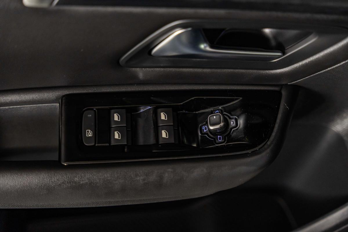 citroen-c5-x-2024-hibrido-a-gasolina-1598cc