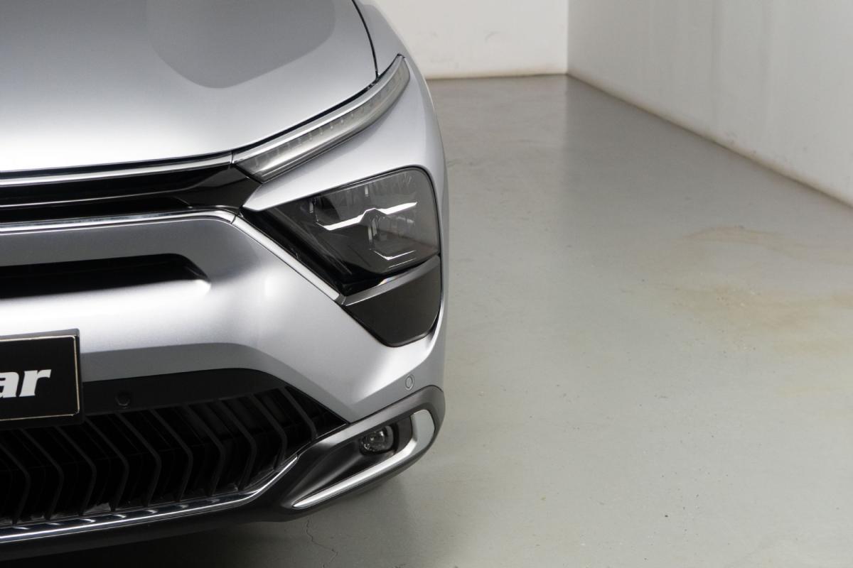 citroen-c5-x-2024-hibrido-a-gasolina-1598cc