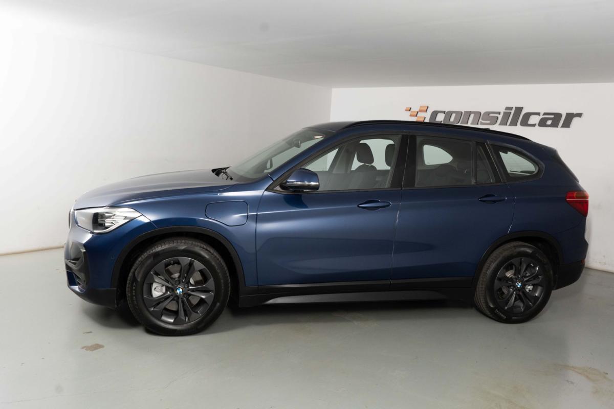 bmw-x1-2021-hibrido-a-gasolina-1499cc