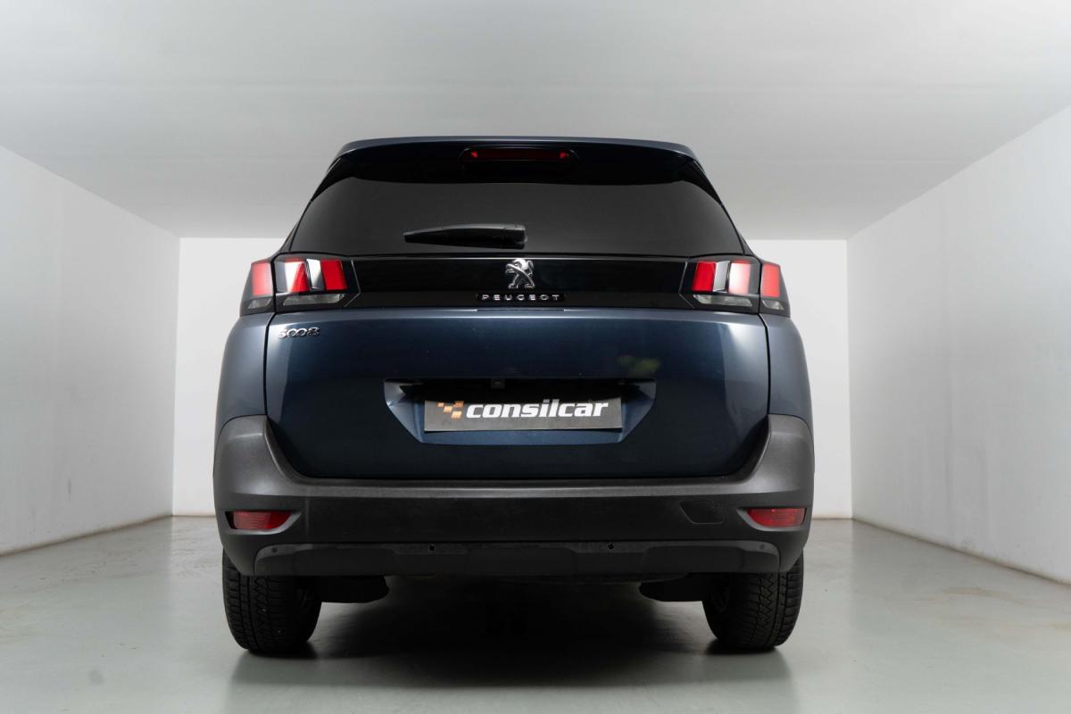 peugeot-5008-2019-gasolina-1199cc