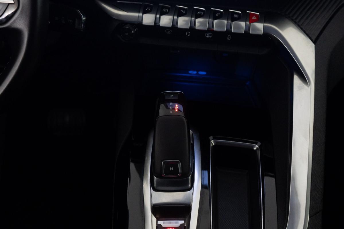 peugeot-5008-2019-gasolina-1199cc