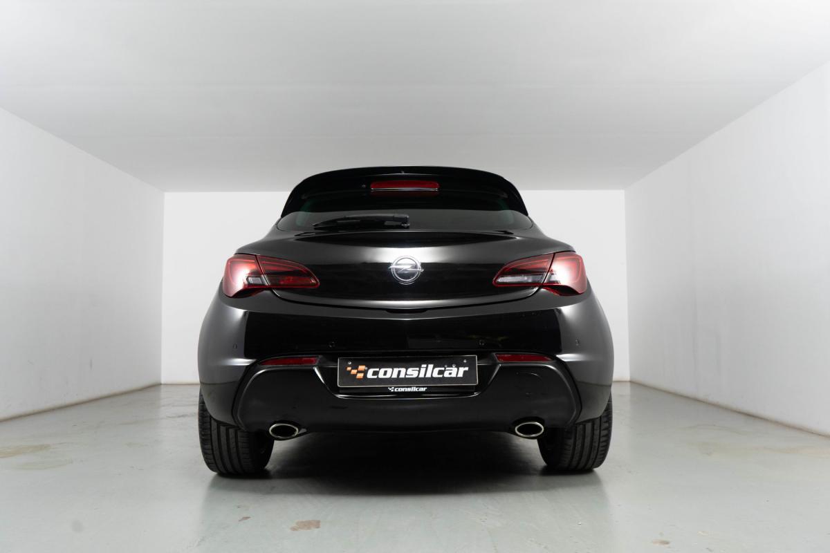 opel-astra-gtc-2018-gasolina-1598cc