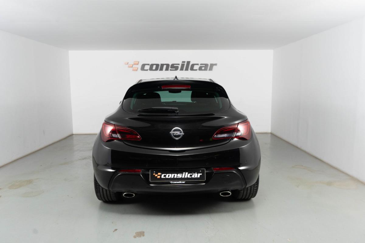 opel-astra-gtc-2018-gasolina-1598cc