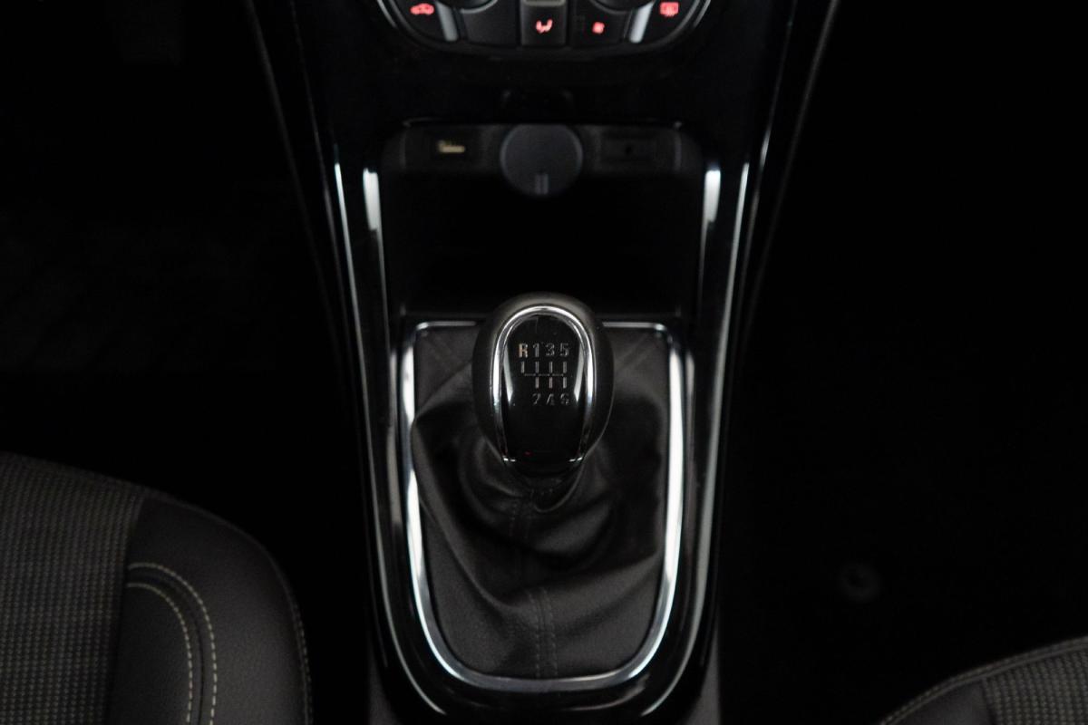 opel-astra-gtc-2018-gasolina-1598cc