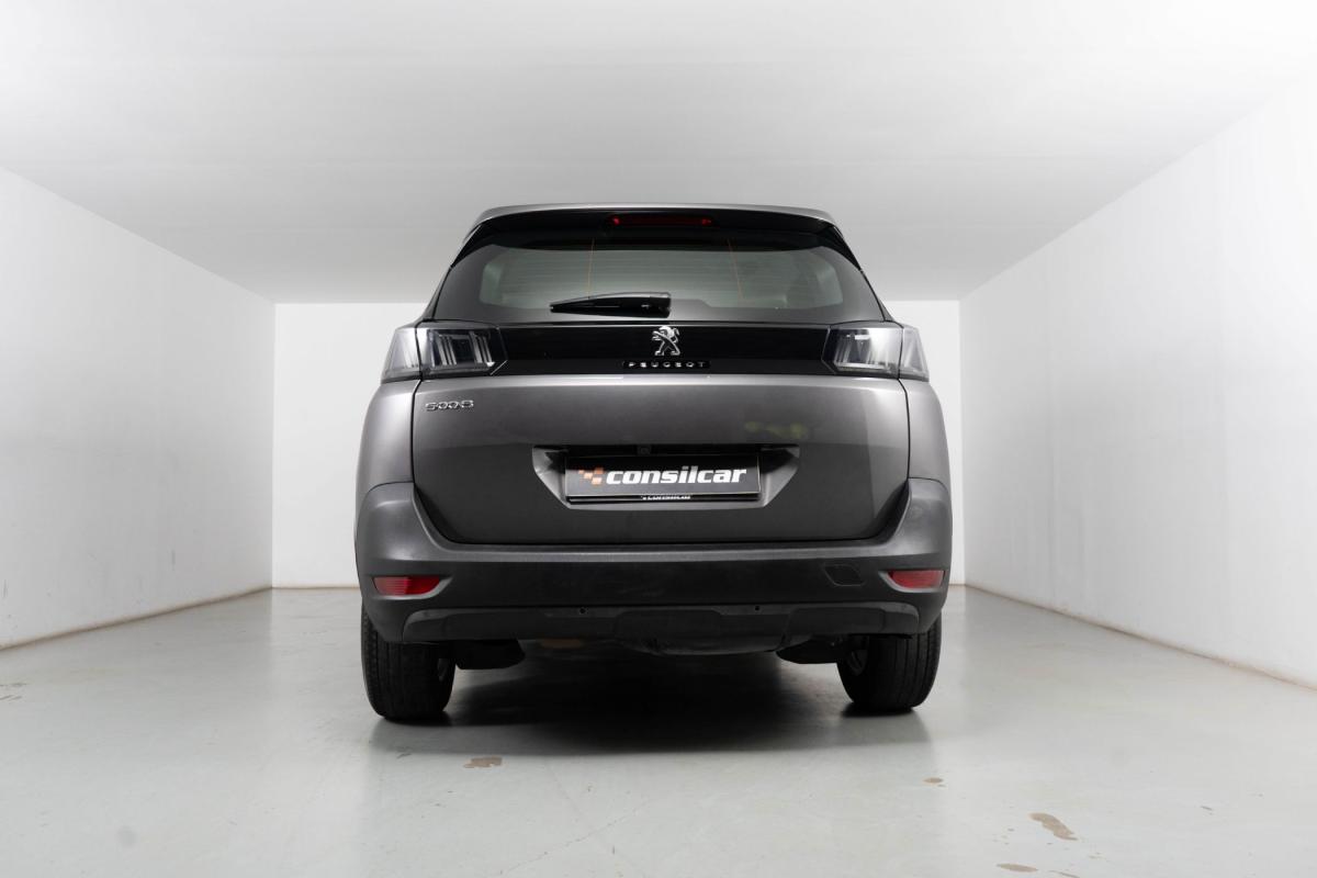 peugeot-5008-2022-gasolina-1199cc