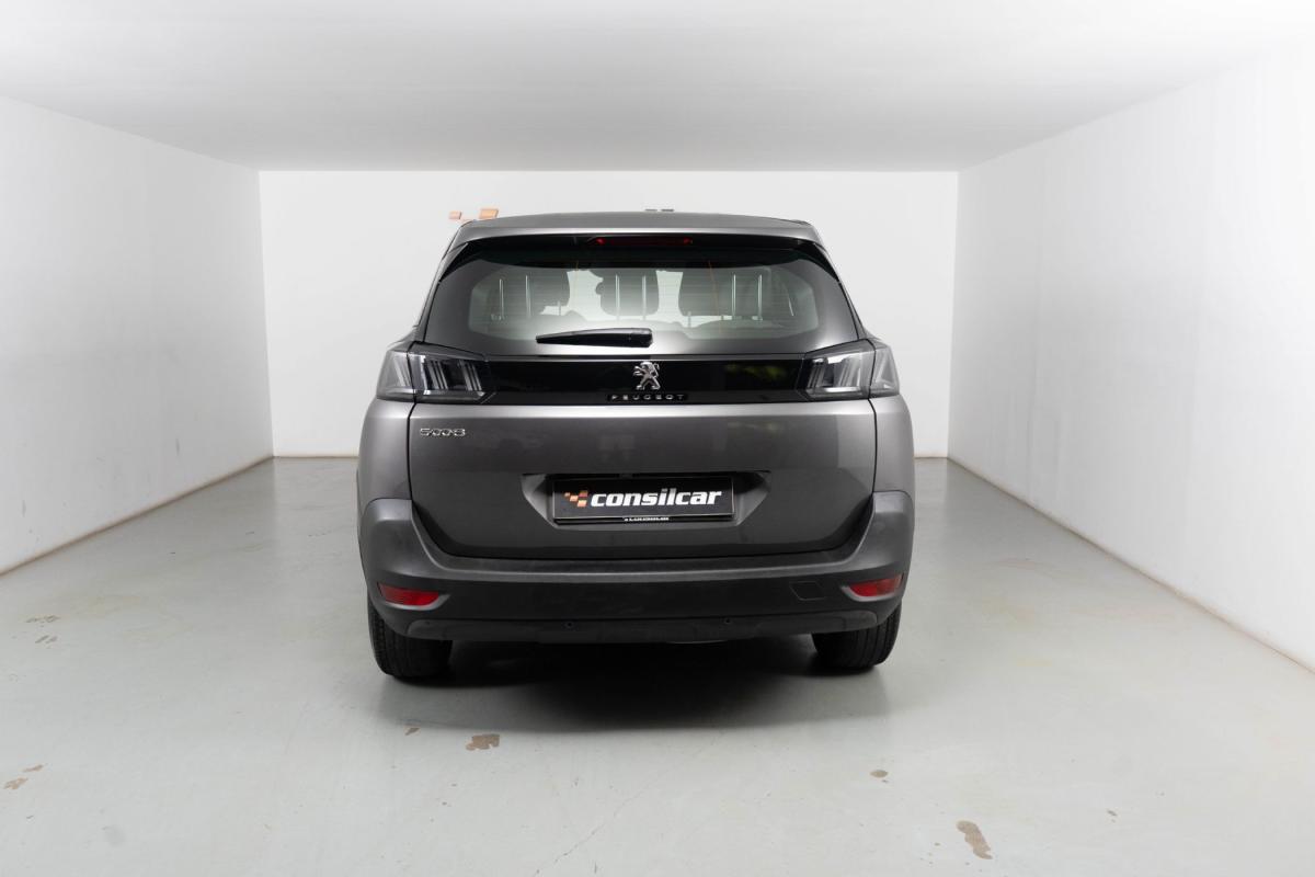 peugeot-5008-2022-gasolina-1199cc