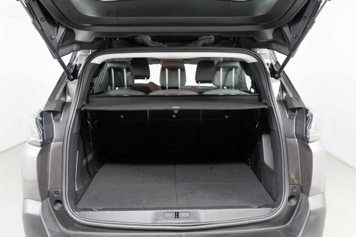 peugeot-5008-2022-gasolina-1199cc