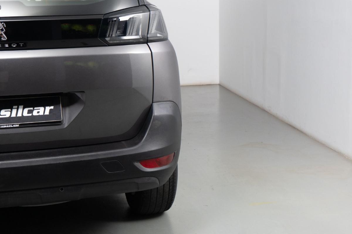 peugeot-5008-2022-gasolina-1199cc