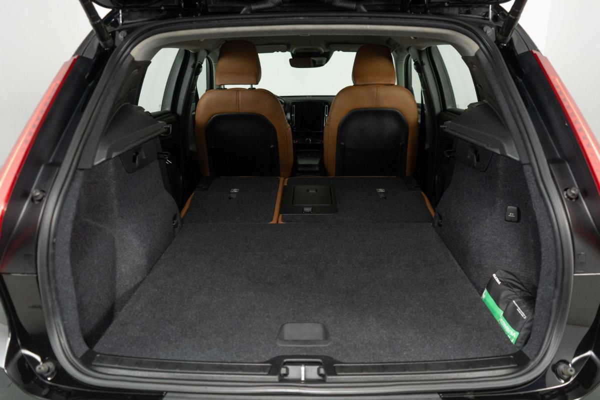 volvo-xc40-2021-hibrido-a-gasolina-1477cc