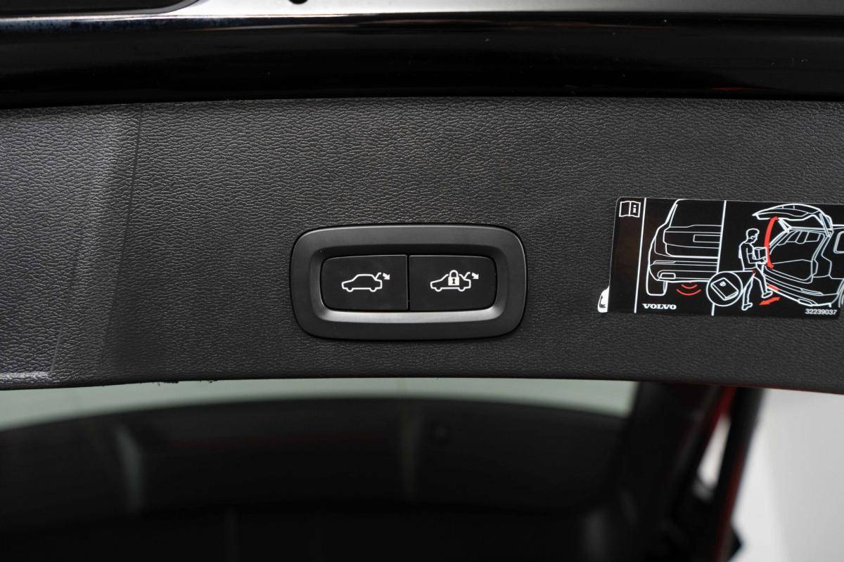 volvo-xc40-2021-hibrido-a-gasolina-1477cc
