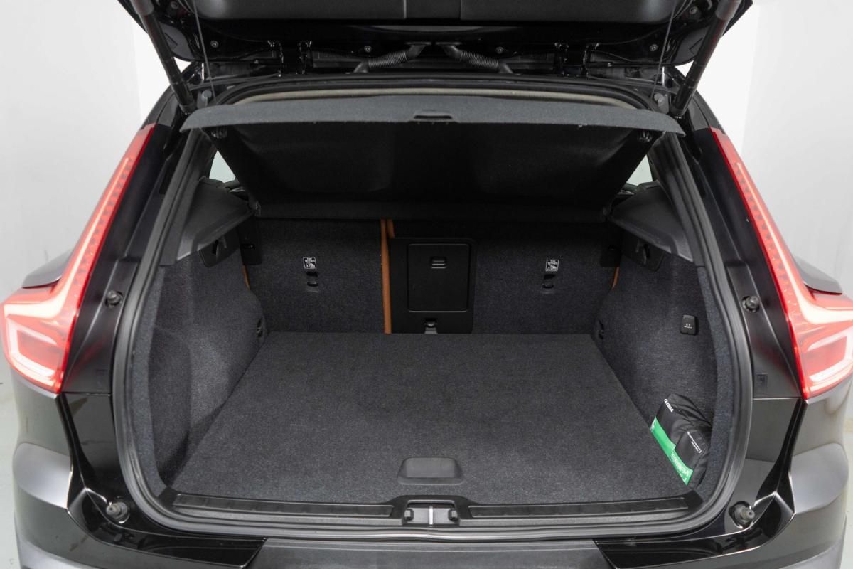 volvo-xc40-2021-hibrido-a-gasolina-1477cc