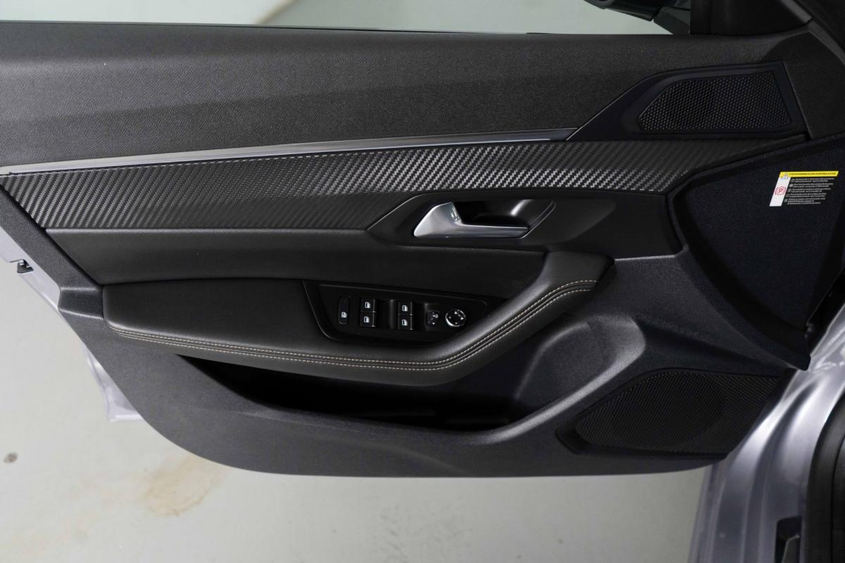 peugeot-508-2022-hibrido-a-gasolina-1598cc