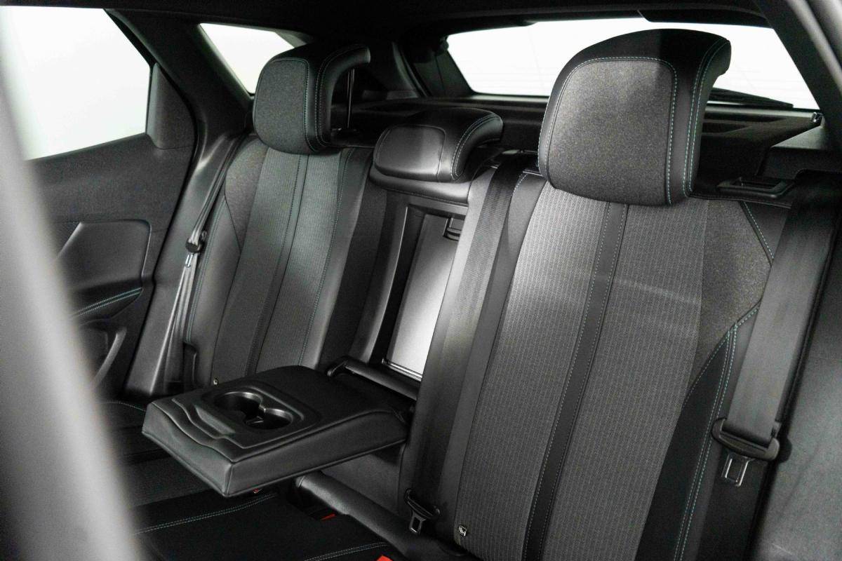 peugeot-3008-2024-hibrido-a-gasolina-1598cc