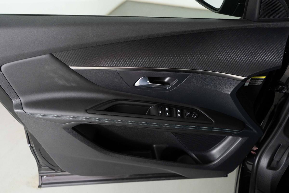 peugeot-3008-2024-hibrido-a-gasolina-1598cc
