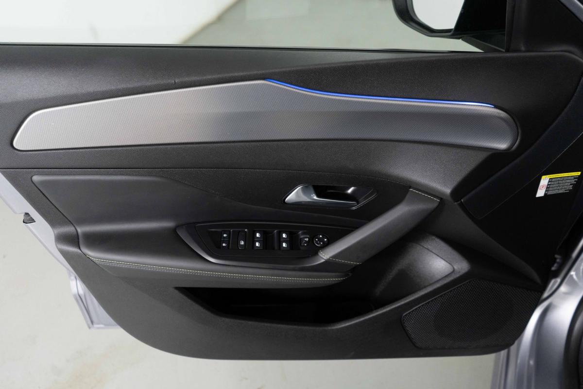 peugeot-308-sw-2024-hibrido-a-gasolina-1598cc