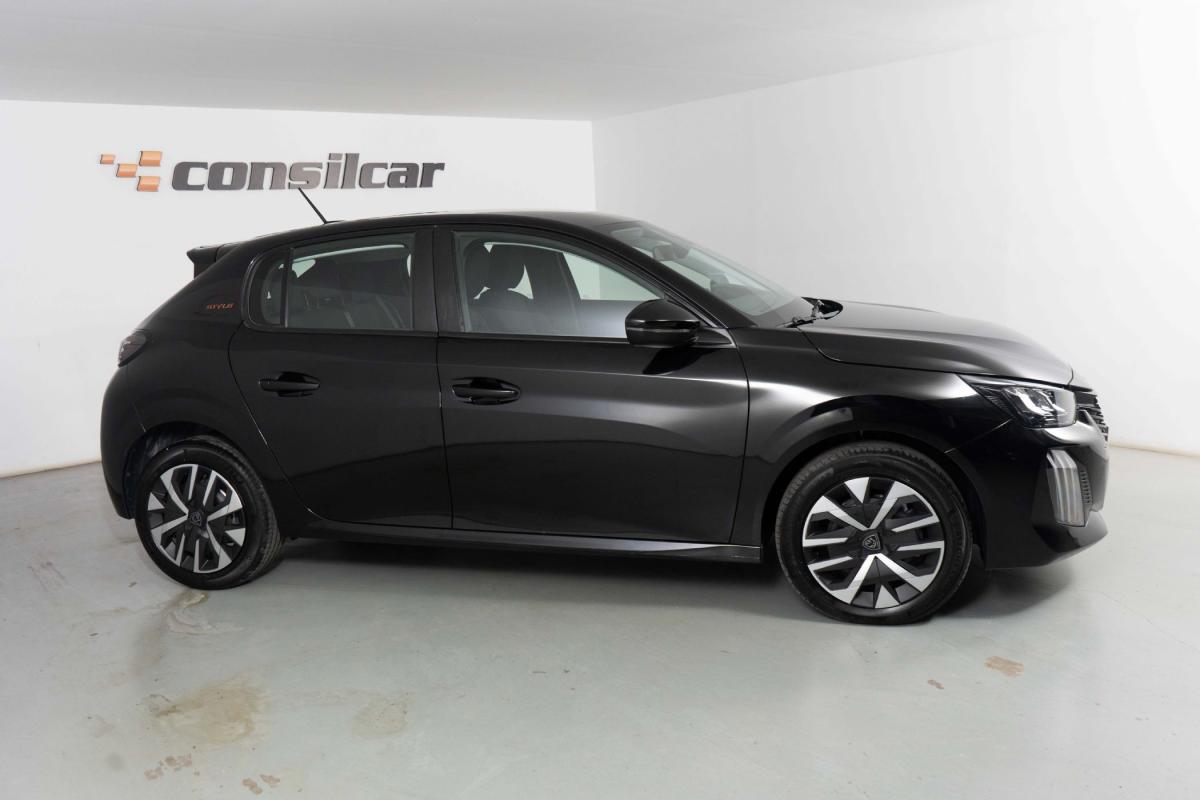 peugeot-208-2025-gasolina-1199cc