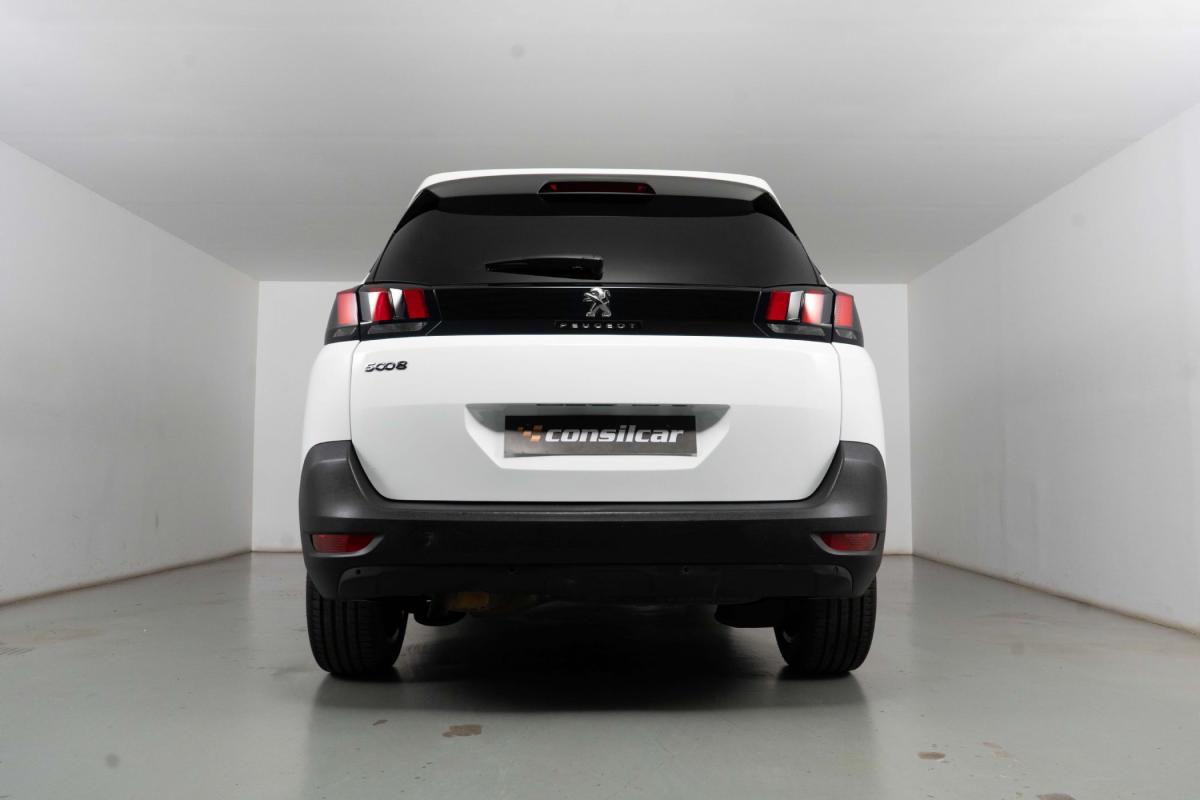 peugeot-5008-2019-gasolina-1199cc