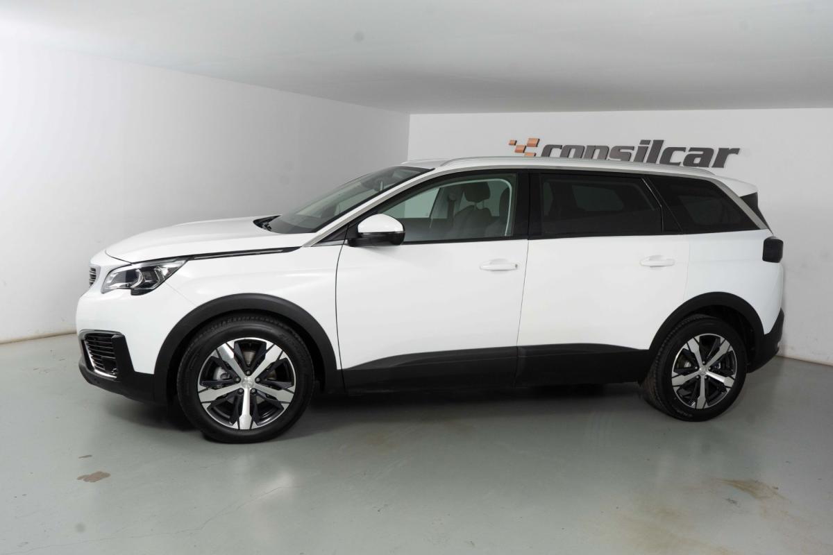 peugeot-5008-2019-gasolina-1199cc