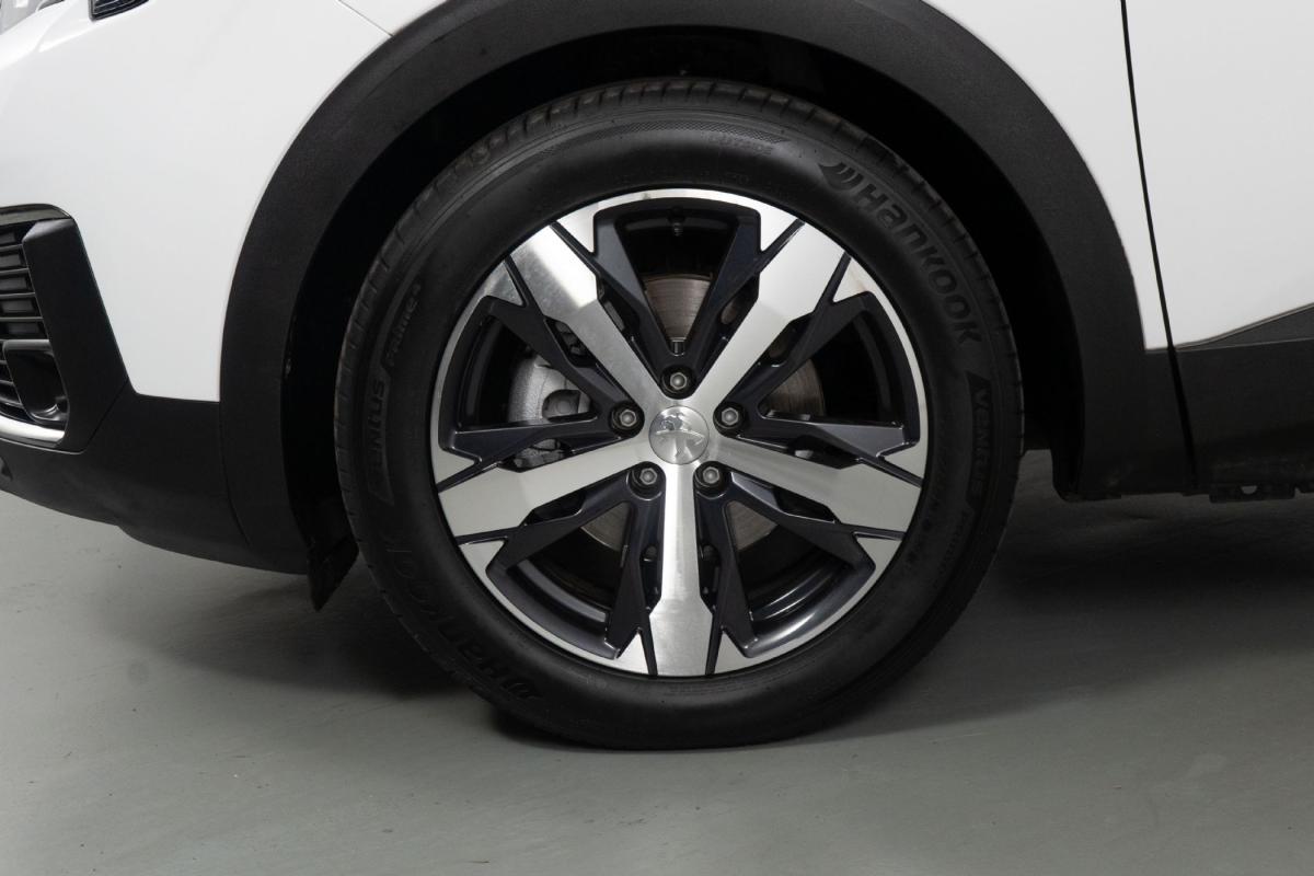 peugeot-5008-2019-gasolina-1199cc