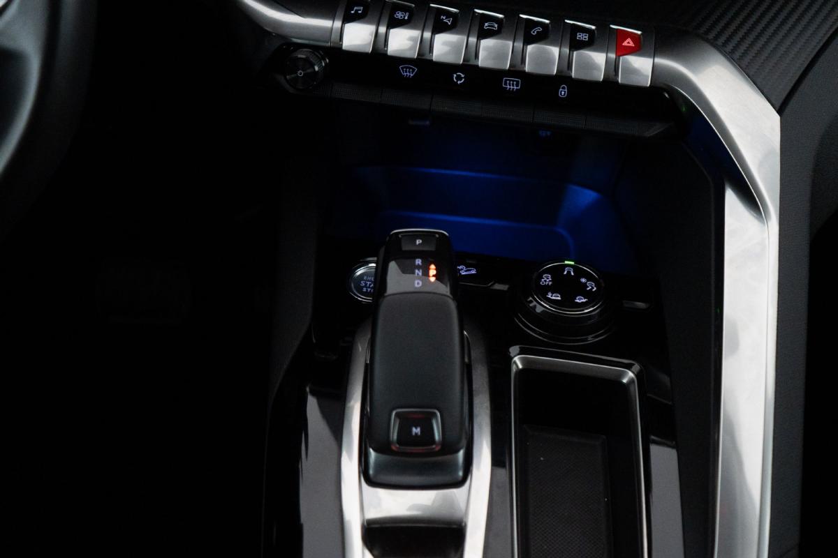peugeot-5008-2019-gasolina-1199cc