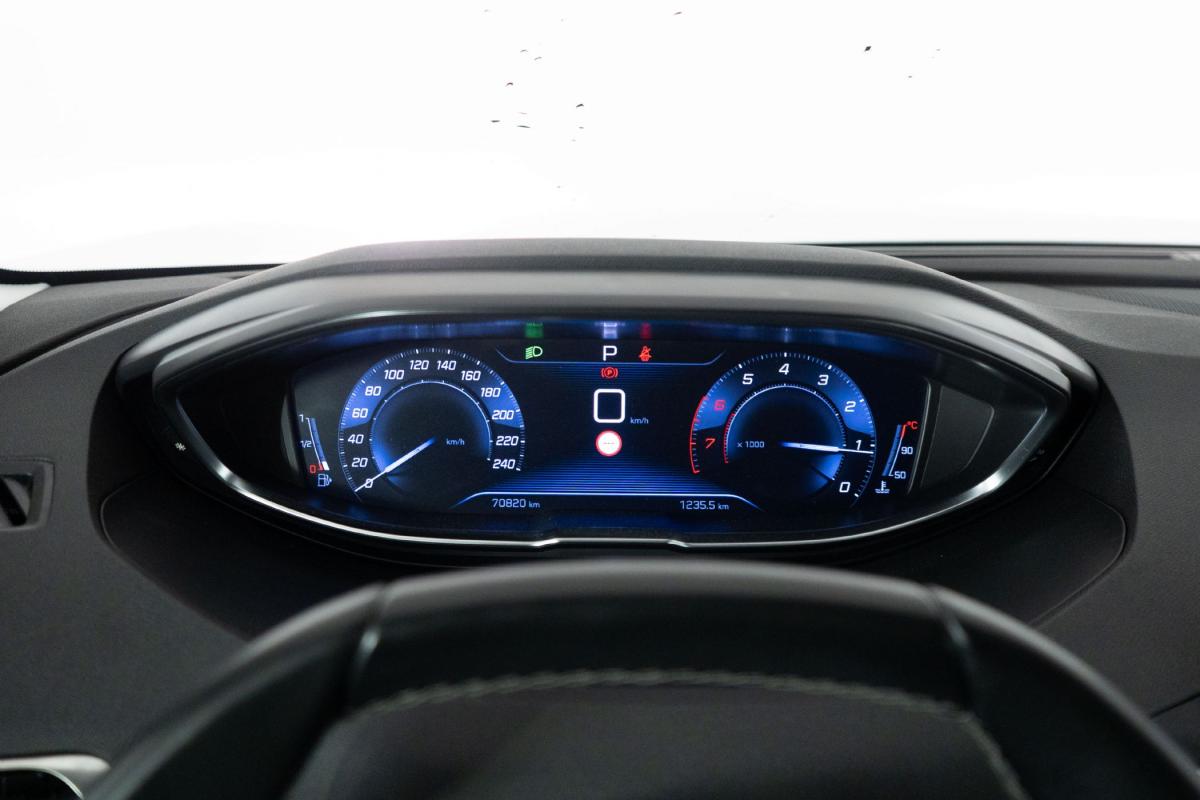 peugeot-5008-2019-gasolina-1199cc