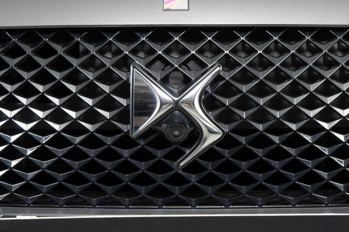 ds-ds-7-crossback-2021-hibrido-a-gasolina-1598cc