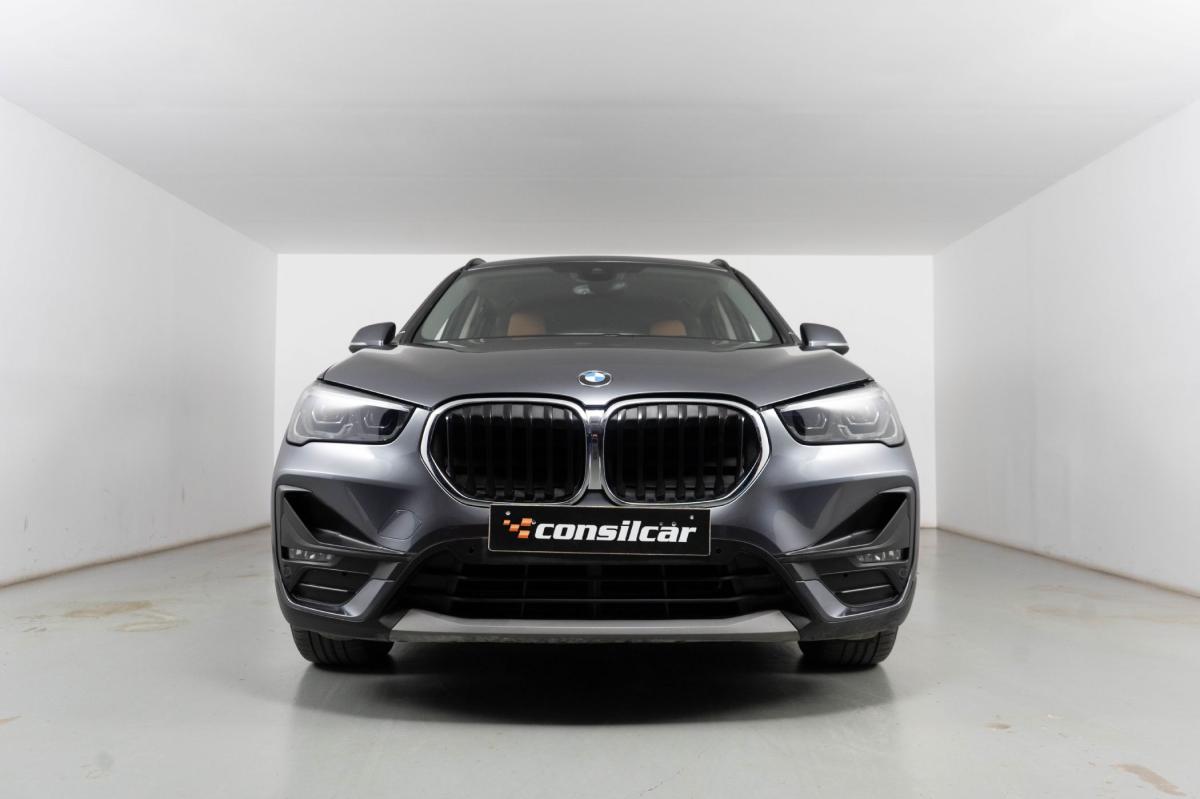 bmw-x1-2021-hibrido-a-gasolina-1499cc