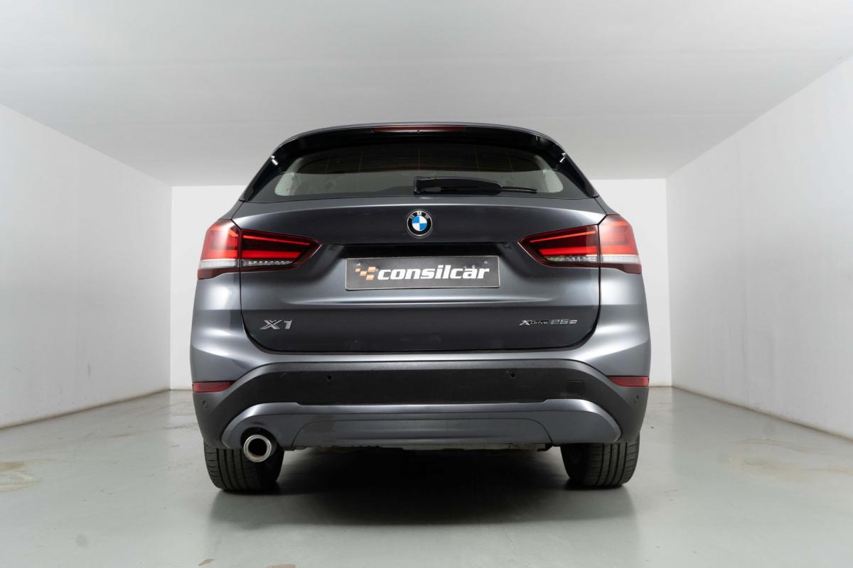 bmw-x1-2021-hibrido-a-gasolina-1499cc