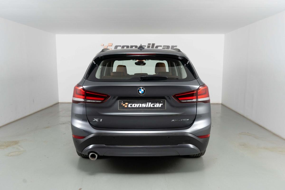 bmw-x1-2021-hibrido-a-gasolina-1499cc
