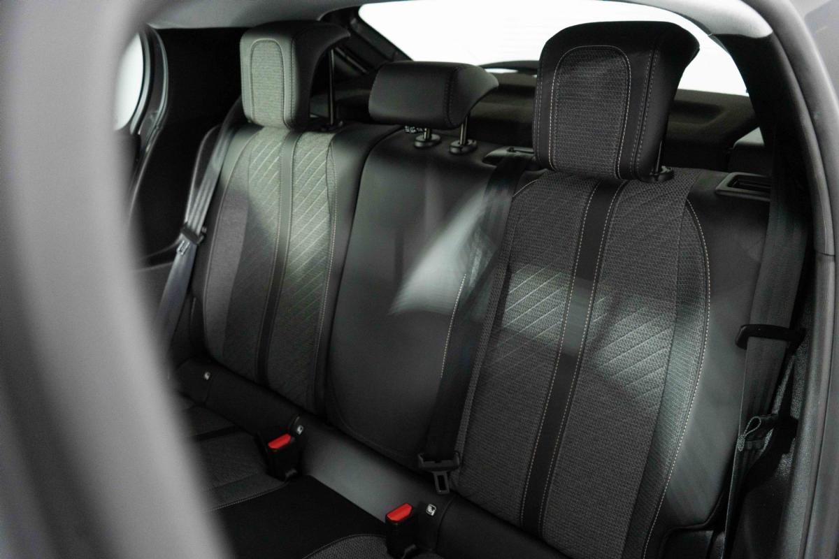 peugeot-208-2025-gasolina-1199cc