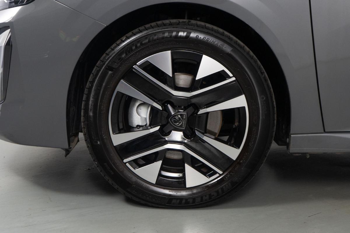 peugeot-208-2025-gasolina-1199cc