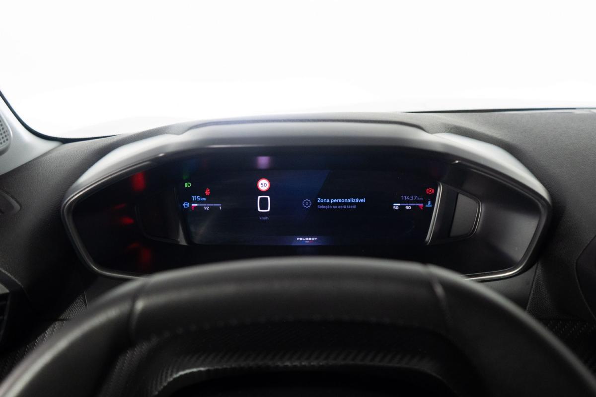 peugeot-208-2025-gasolina-1199cc