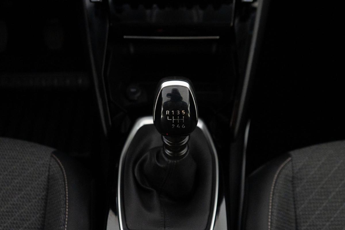 peugeot-208-2025-gasolina-1199cc