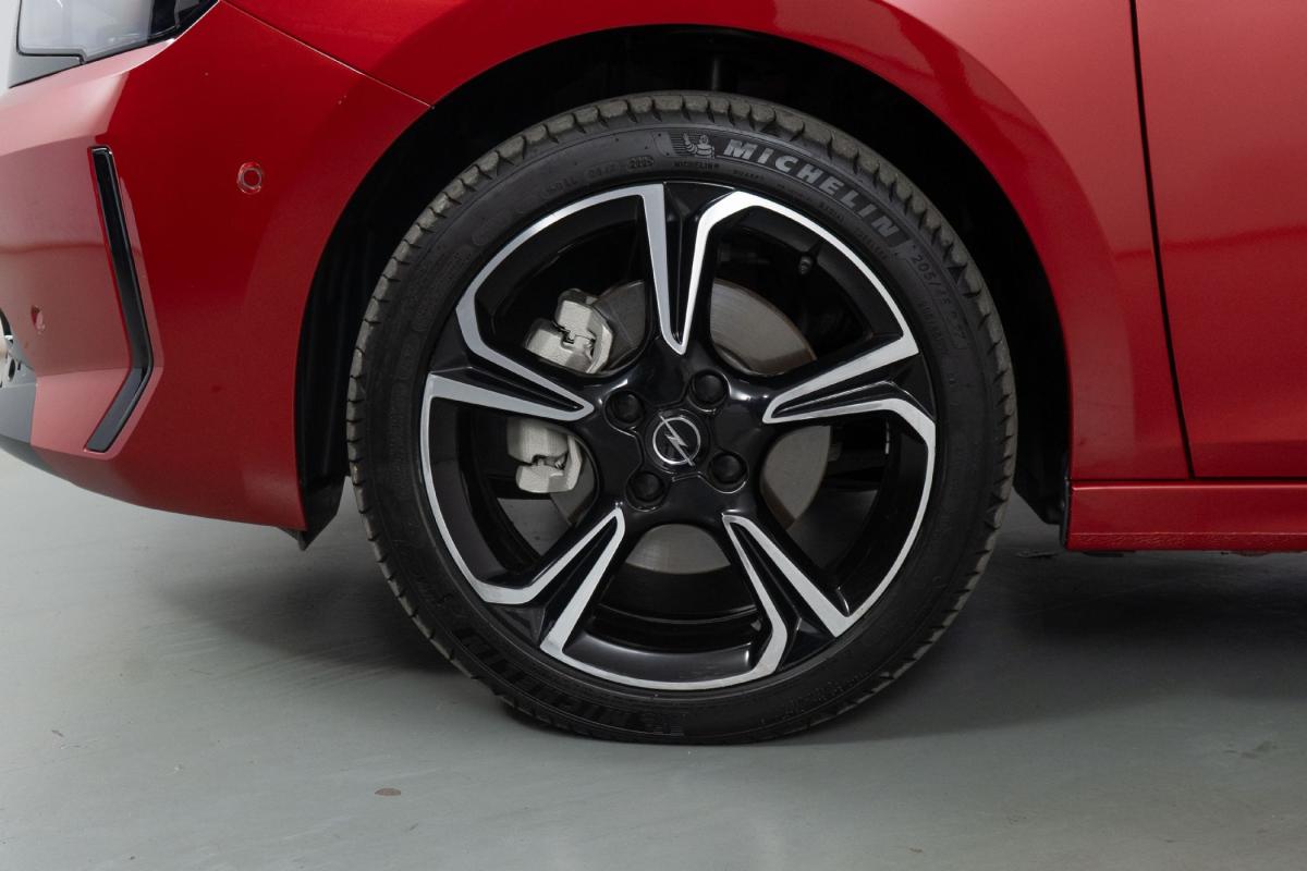 opel-corsa-2025-gasolina-1199cc